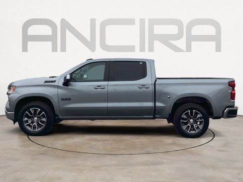 Used 2023 Chevrolet Silverado 1500 LT w/ Z71 Off-Road Package AWD/4WD image 11