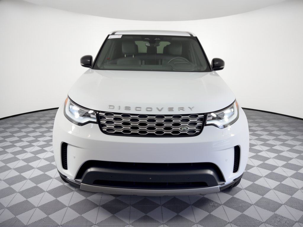 Used 2026 Land Rover Discovery S AWD/4WD image 6