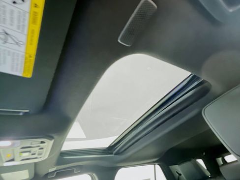 New 2026 Toyota 4Runner TRD Off-Road Premium AWD/4WD image 18