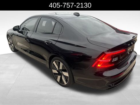 Used 2024 Volvo S60 T8 Ultimate w/ Climate Package image 4