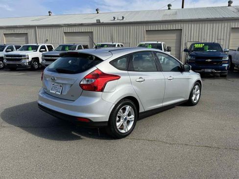 Used 2012 Ford Focus SE image 10