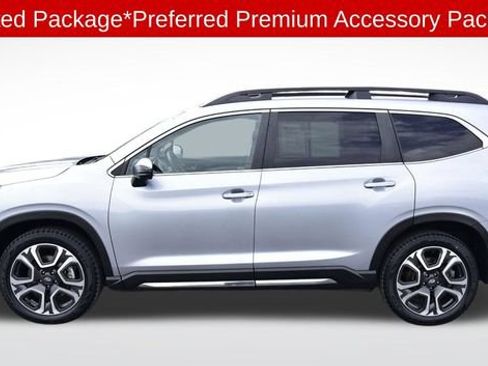 Used 2023 Subaru Ascent Limited w/ Technology Package AWD/4WD image 2