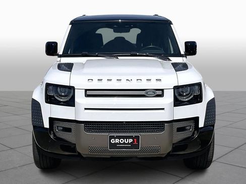 Used 2021 Land Rover Defender 110 X-Dynamic SE image 4