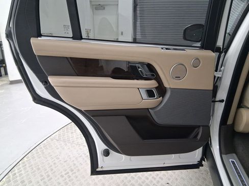 Used 2018 Land Rover Range Rover Long Wheelbase Supercharged image 30
