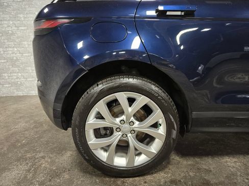 Used 2023 Land Rover Range Rover Evoque SE AWD/4WD image 60