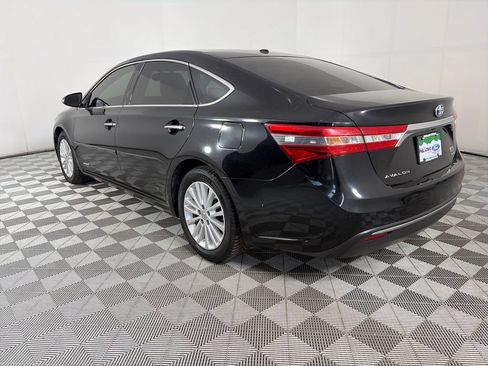 Used 2014 Toyota Avalon XLE Touring FWD image 5