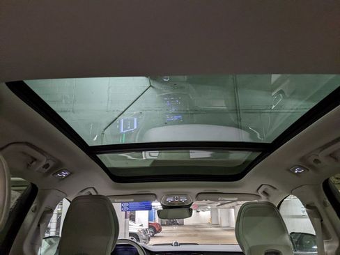 New 2025 Volvo V60 B5 Cross Country Ultra w/ Protection Package Premier image 13