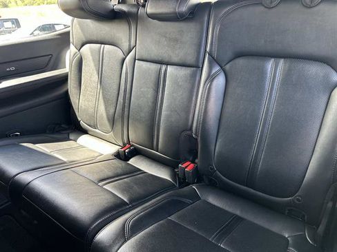 Used 2024 Jeep Wagoneer Series II w/ Flexible Seating Group image 15