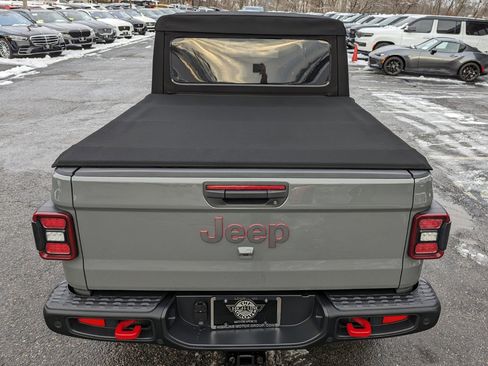 Used 2020 Jeep Gladiator Rubicon w/ Dual Top Group image 8