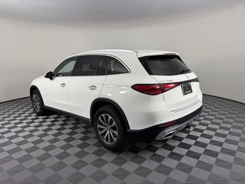 Used 2026 Mercedes-Benz GLC 300 4MATIC image 5