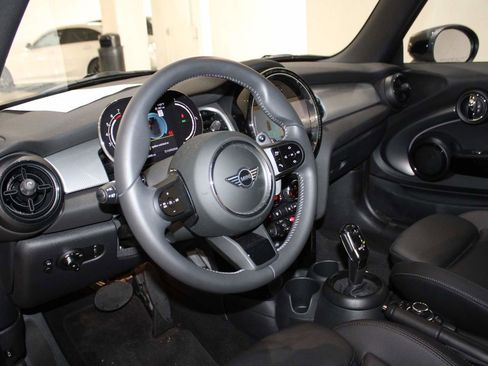 Used 2023 MINI Cooper S image 12