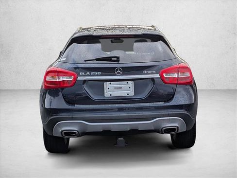 Used 2018 Mercedes-Benz GLA 250 4MATIC image 6