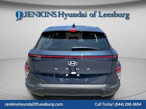 New 2026 Hyundai Kona SE image 6
