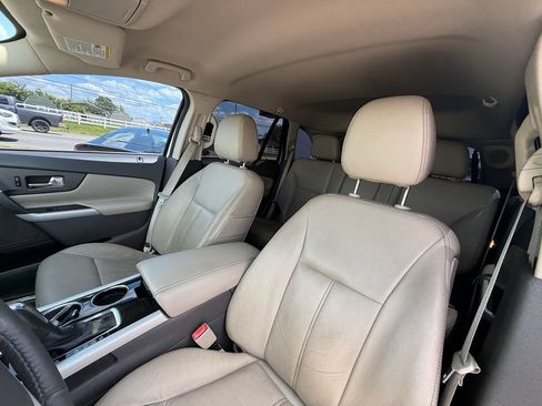 Used 2014 Ford Edge Limited w/ Driver Entry Package FWD image 13