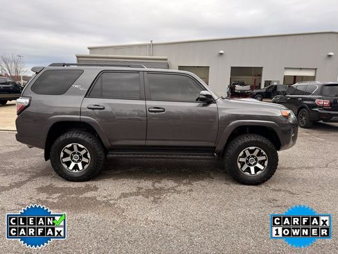 Used 2021 Toyota 4Runner TRD Off-Road Premium image 2