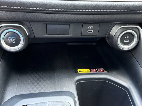 Used 2025 Toyota Grand Highlander FWD image 30