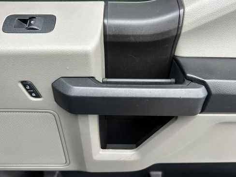 Used 2018 Ford F150 XL w/ XL Power Equipment Group image 17