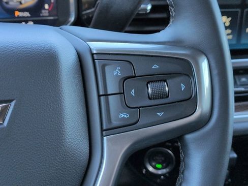 Used 2025 Chevrolet Silverado 1500 LT image 26