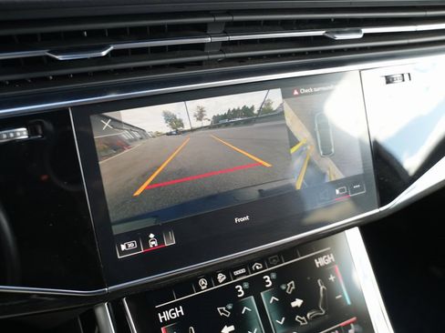 Used 2021 Audi Q7 2.0T Premium Plus image 22