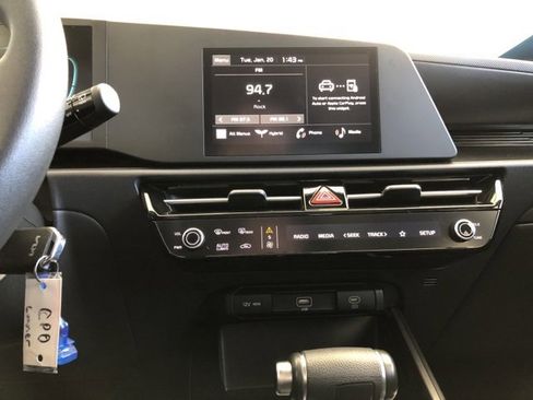 Certified 2024 Kia Niro LX image 27