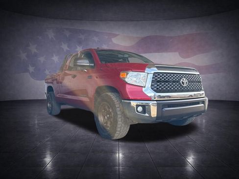 Used 2016 Toyota Tundra SR5 w/ SR5 Upgrade Package image 7