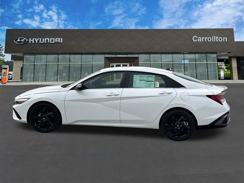 New 2026 Hyundai Elantra SEL Sport image 9