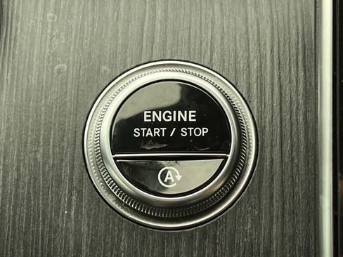 Used 2024 Mercedes-Benz C 43 AMG 4MATIC Sedan image 19