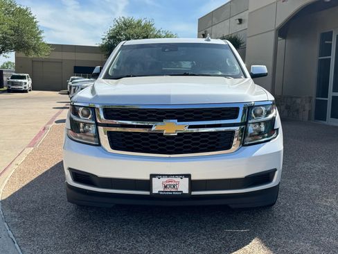 Used 2018 Chevrolet Suburban LT image 5