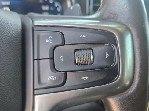 Used 2023 Chevrolet Silverado 1500 LT w/ Z71 Off-Road Package AWD/4WD image 24