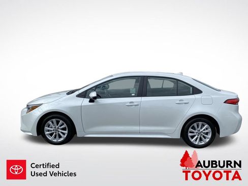 Certified 2026 Toyota Corolla LE w/ LE Premium Package FWD image 5