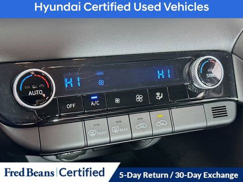 Certified 2023 Hyundai Elantra SEL FWD image 19