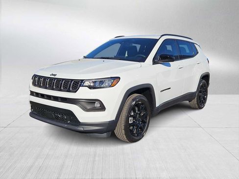 New 2026 Jeep Compass Latitude image 4