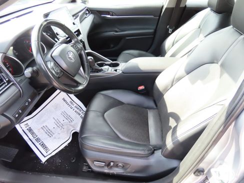 Used 2024 Toyota Camry XSE image 36