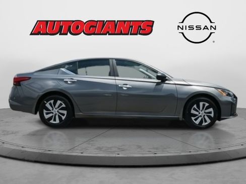 New 2025 Nissan Altima 2.5 S image 4