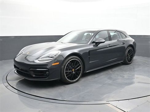 Certified 2023 Porsche Panamera 4 w/ Assistance Package image 1