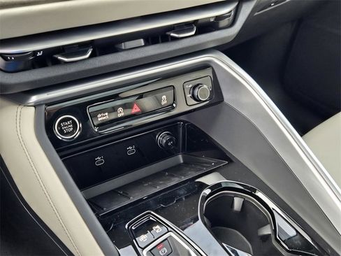 New 2025 Audi Q5 Premium Plus image 23