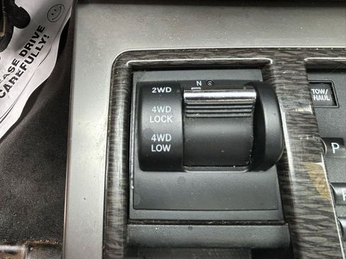 Used 2011 Jeep Liberty Limited Jet AWD/4WD image 26