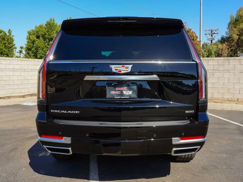 New 2026 Cadillac Escalade Luxury AWD/4WD image 8