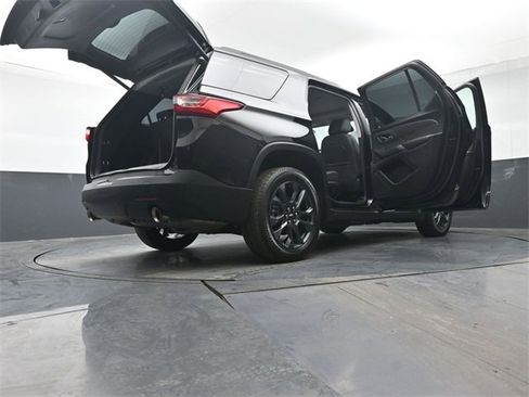 Used 2020 Chevrolet Traverse RS w/ LPO, Floor Liner Package image 50