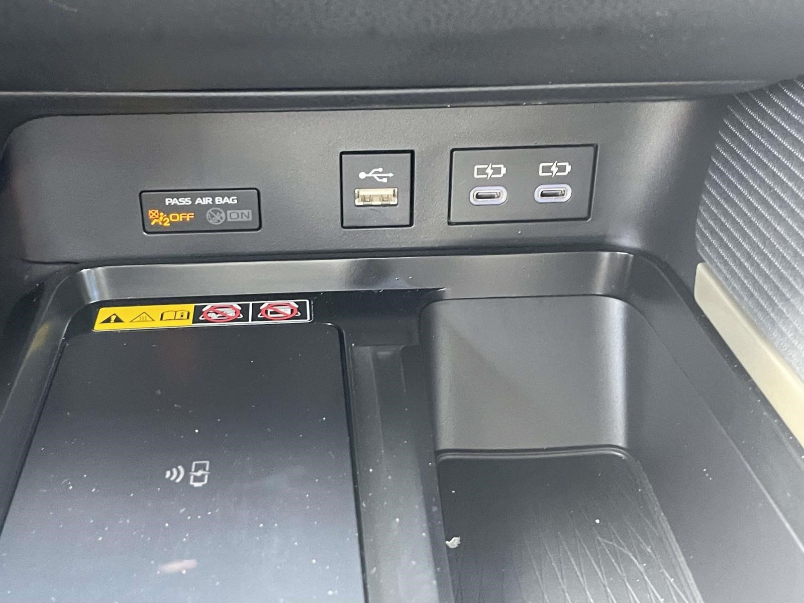 Used 2026 Toyota Camry SE w/ Convenience Package FWD image 40