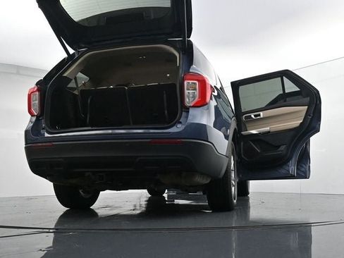 Used 2021 Ford Explorer XLT AWD/4WD image 41