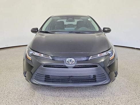 Used 2024 Toyota Corolla LE FWD image 3