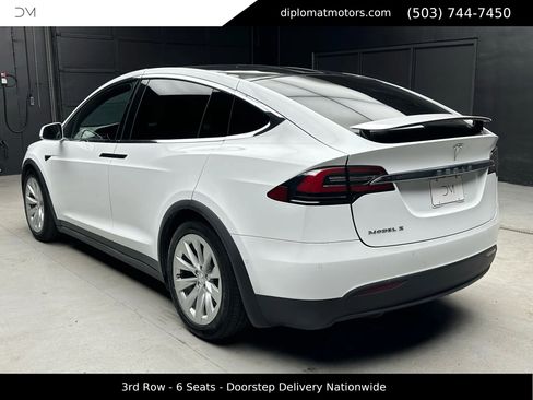 Used 2016 Tesla Model X 75D image 5