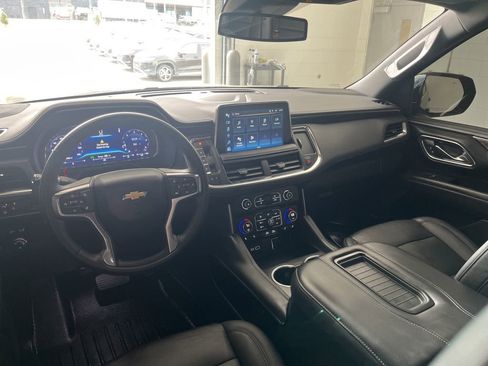 Used 2023 Chevrolet Tahoe LT w/ Luxury Package image 11