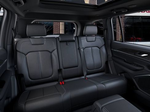 New 2026 Jeep Grand Cherokee Limited AWD/4WD image 15