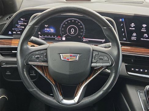 Used 2023 Cadillac Escalade Premium Luxury RWD image 15