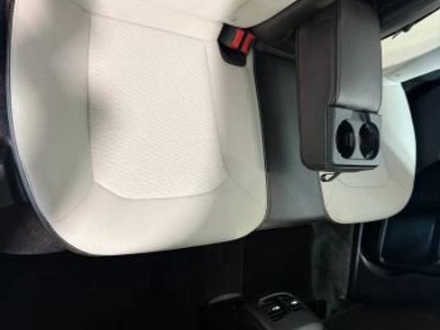 Used 2020 Ford Fusion SE w/ Equipment Group 151A image 28