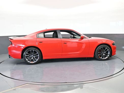 Used 2019 Dodge Charger SXT image 7