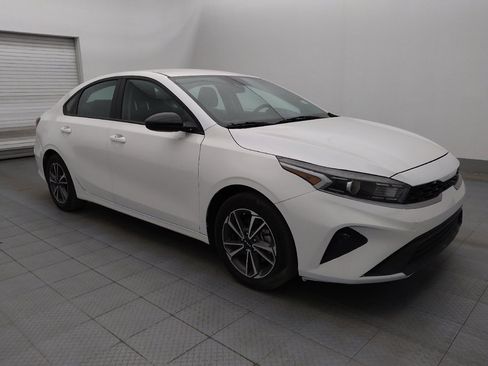 Used 2023 Kia Forte LXS FWD image 11