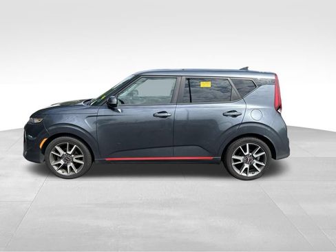Used 2020 Kia Soul GT-Line FWD image 2
